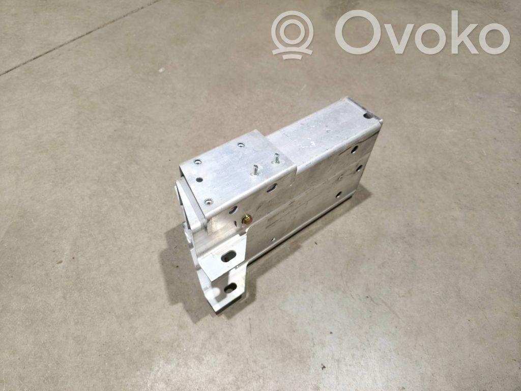 Volvo XC90 Front bumper shock/impact absorber 