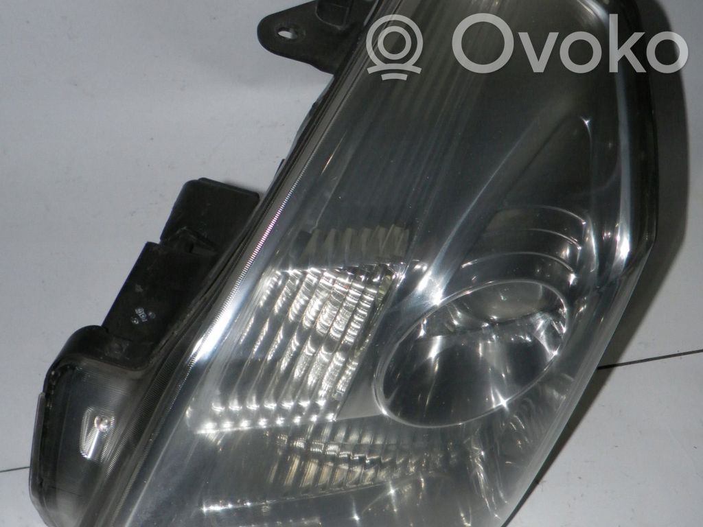 Headlight/headlamp   8200014357