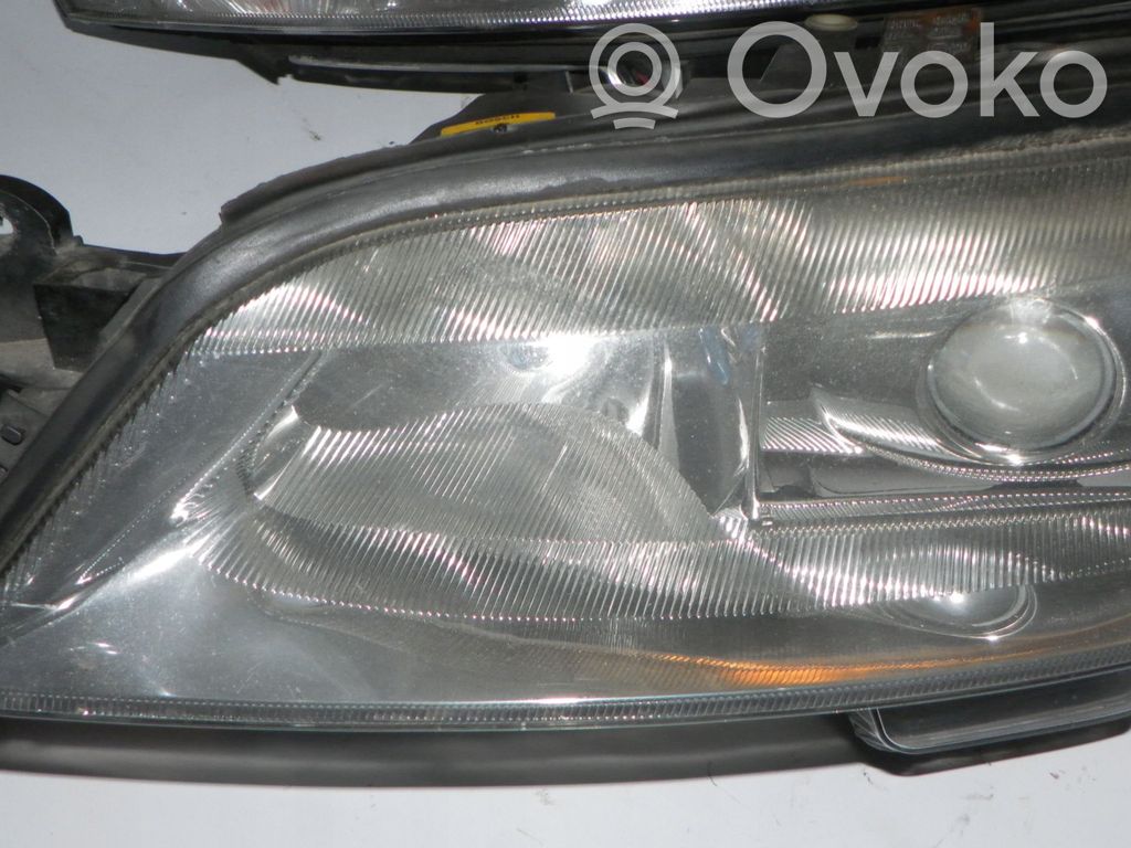 Opel Vectra B Lampa przednia 