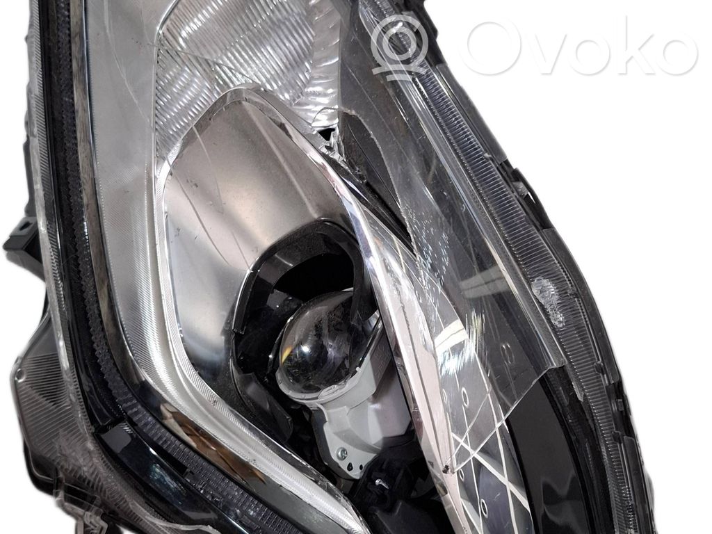 Suzuki Swift IV Headlight/headlamp 
