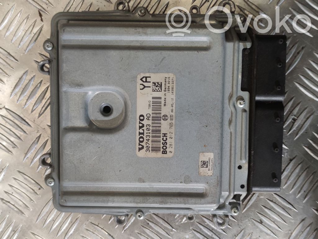 Volvo V70 Engine control unit/module 