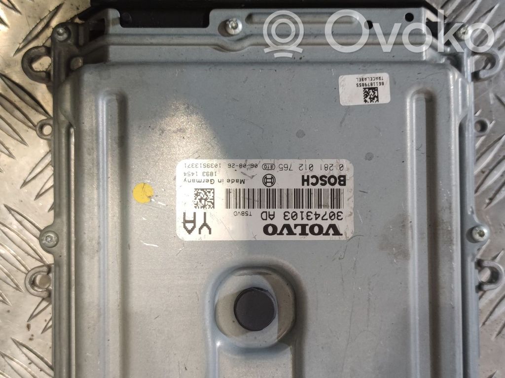 Volvo V70 Engine control unit/module 