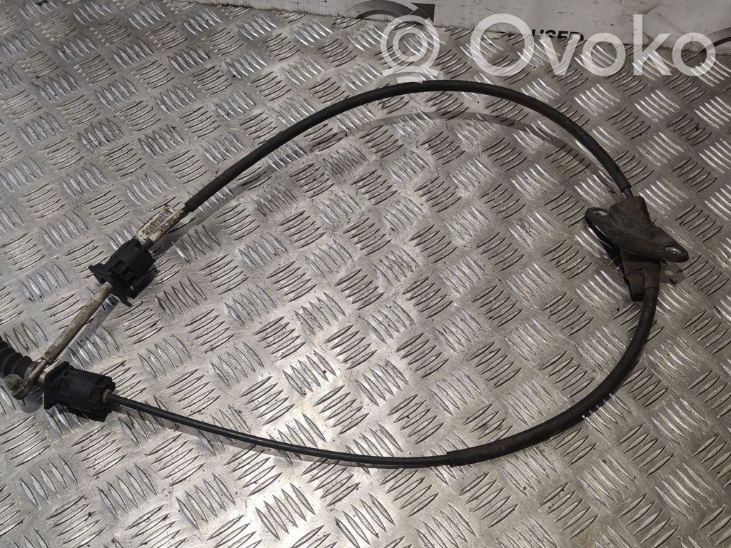 Volvo S60 Gear shift cable linkage 