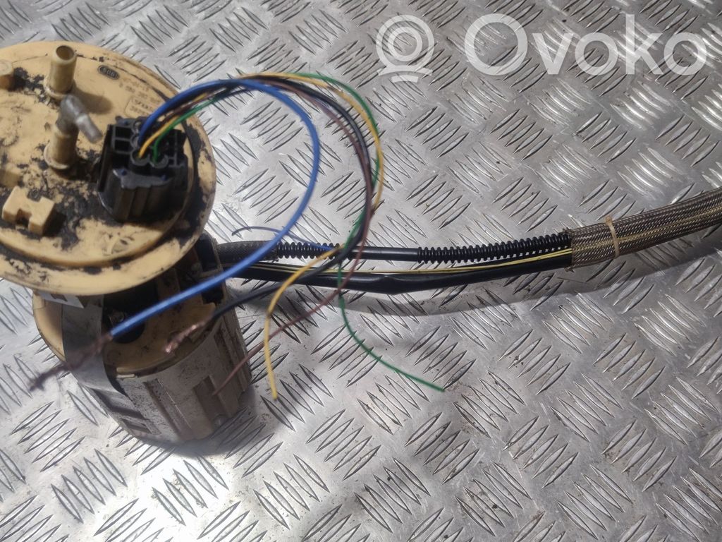 Volvo XC70 Bomba interna de combustible 