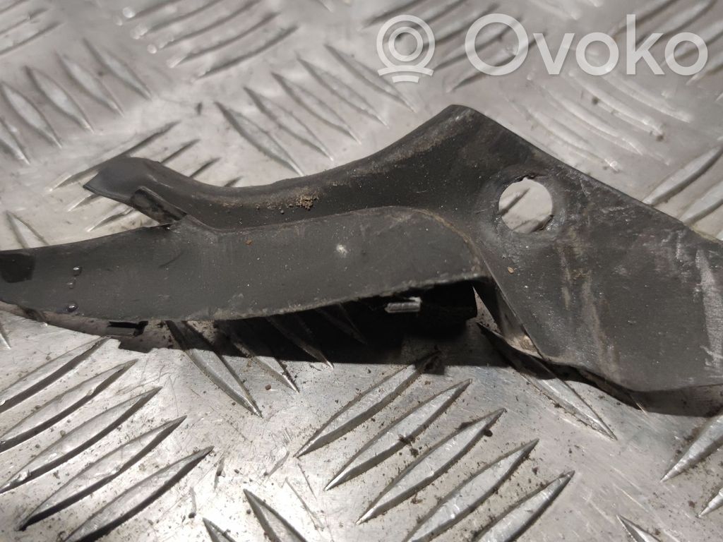 Volvo V70 Wiper trim 