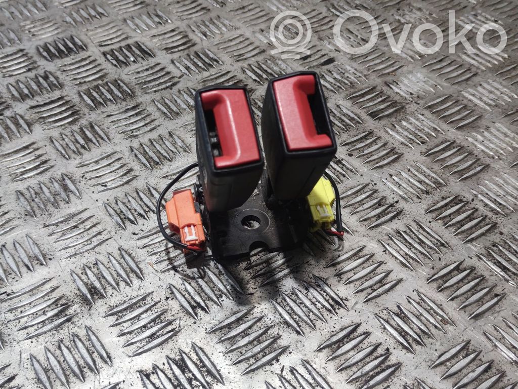Volvo S60 Pas bezpieczeństwa fotela tylnego środkowego 