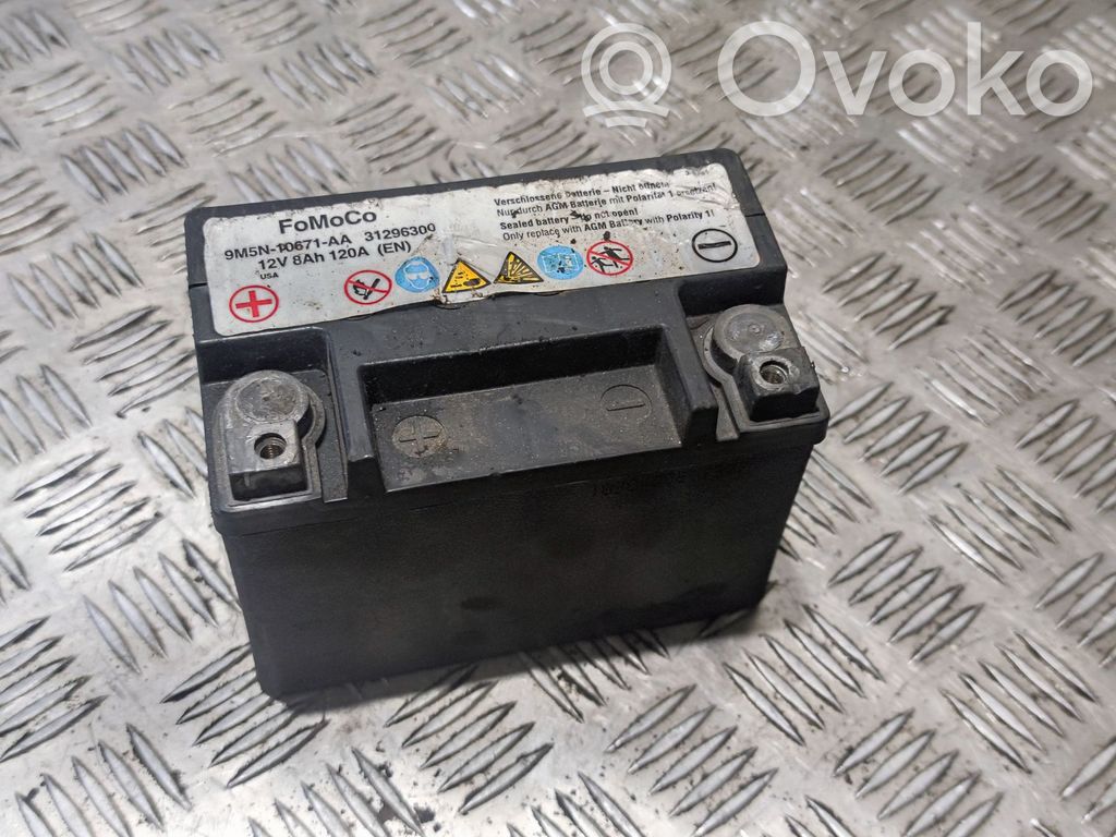 Volvo V60 Akumuliatorius 