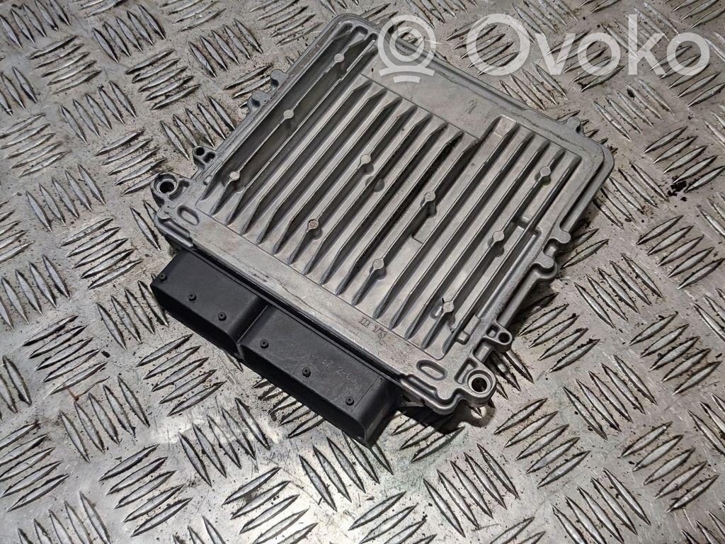 Mercedes-Benz GL X166 Engine control unit/module 