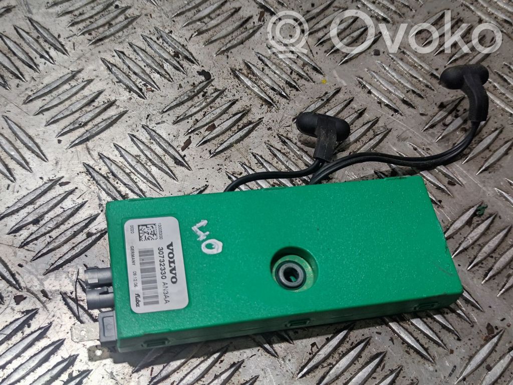 Volvo S80 Antenos stiprintuvas 