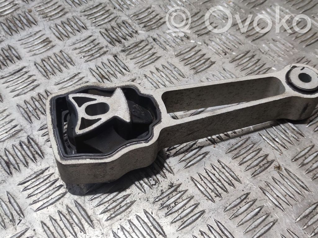 Volvo V60 Engine mount bracket 