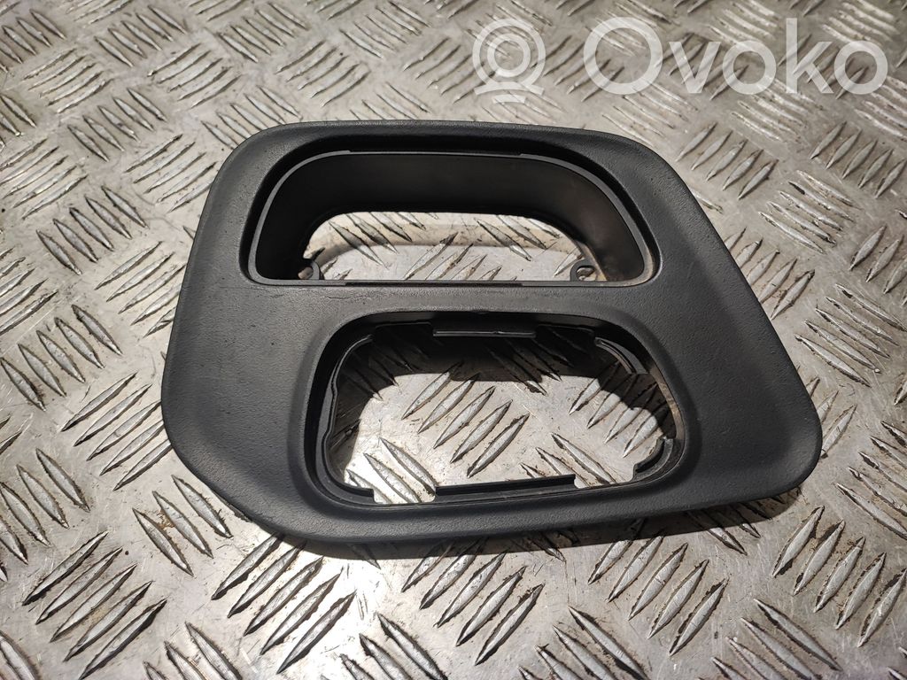 Dodge Challenger Panelės apdailos skydas (centrinis) 
