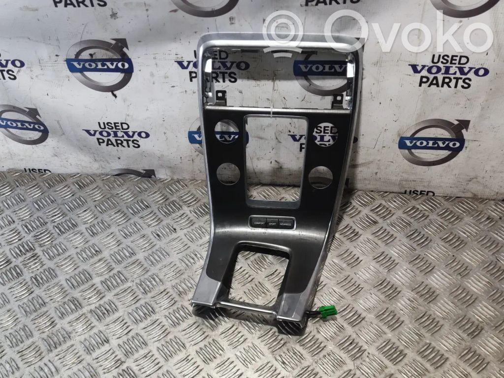Volvo S60 Panel trim 