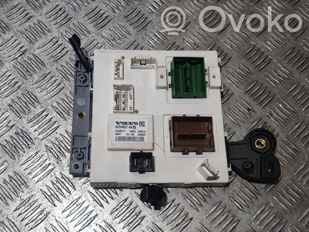 Volvo S90, V90 Mukavuusmoduuli 