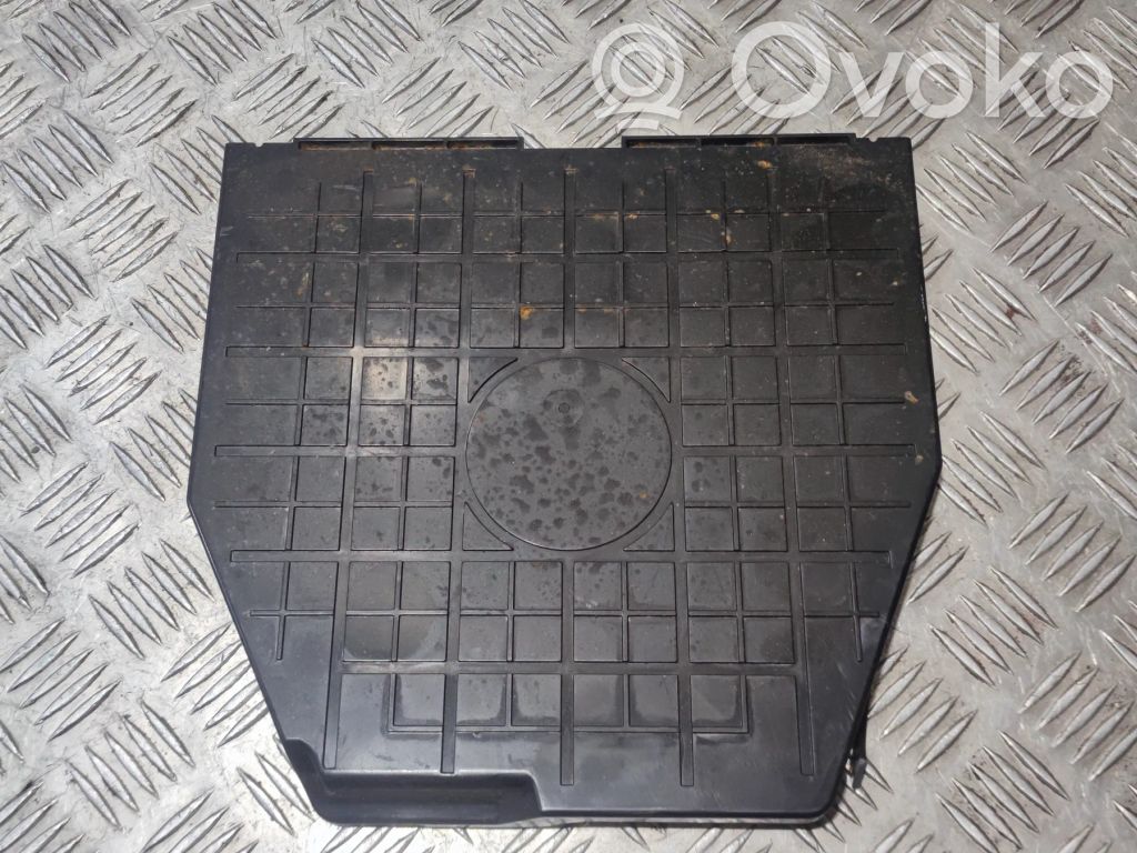 Volvo S90, V90 Other engine bay part 
