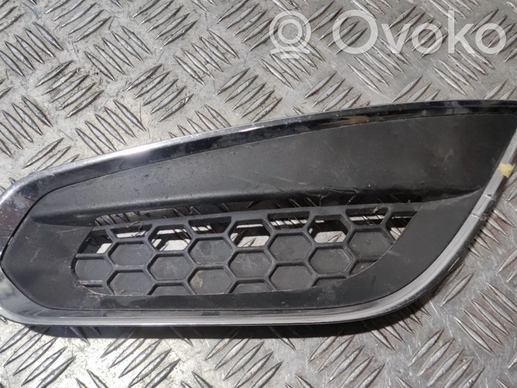 Volvo V60 Kratka dolna zderzaka przedniego 