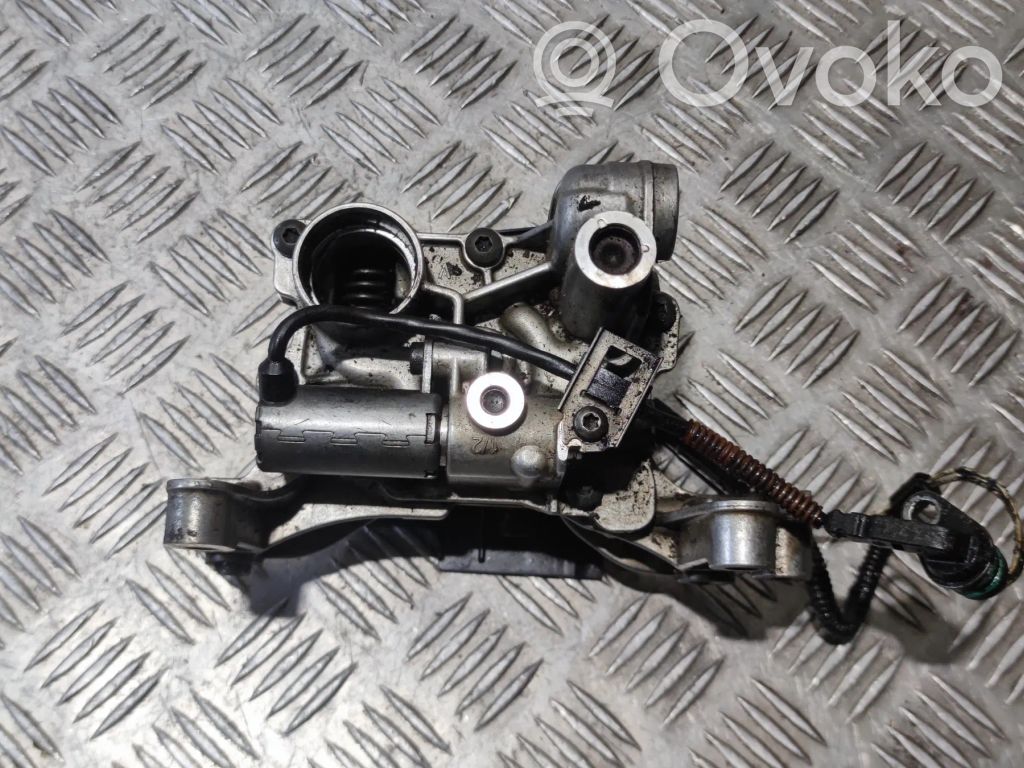 Volvo S90, V90 Bomba de aceite 