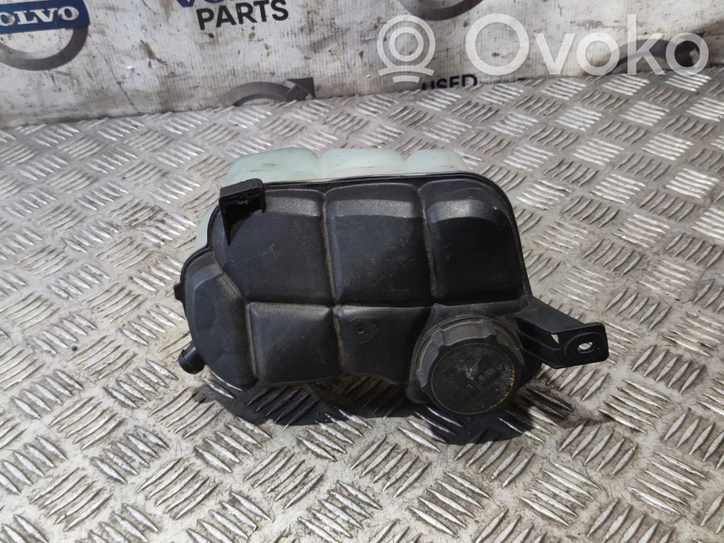 Volvo XC70 Zbiornik wyrównawczy chłodziwa 