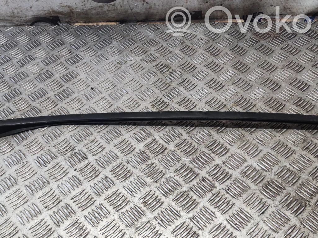 Volvo XC60 Windshield trim 