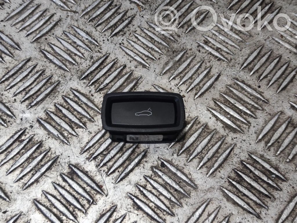 Porsche Cayenne (92A) Tailgate/trunk/boot open switch 