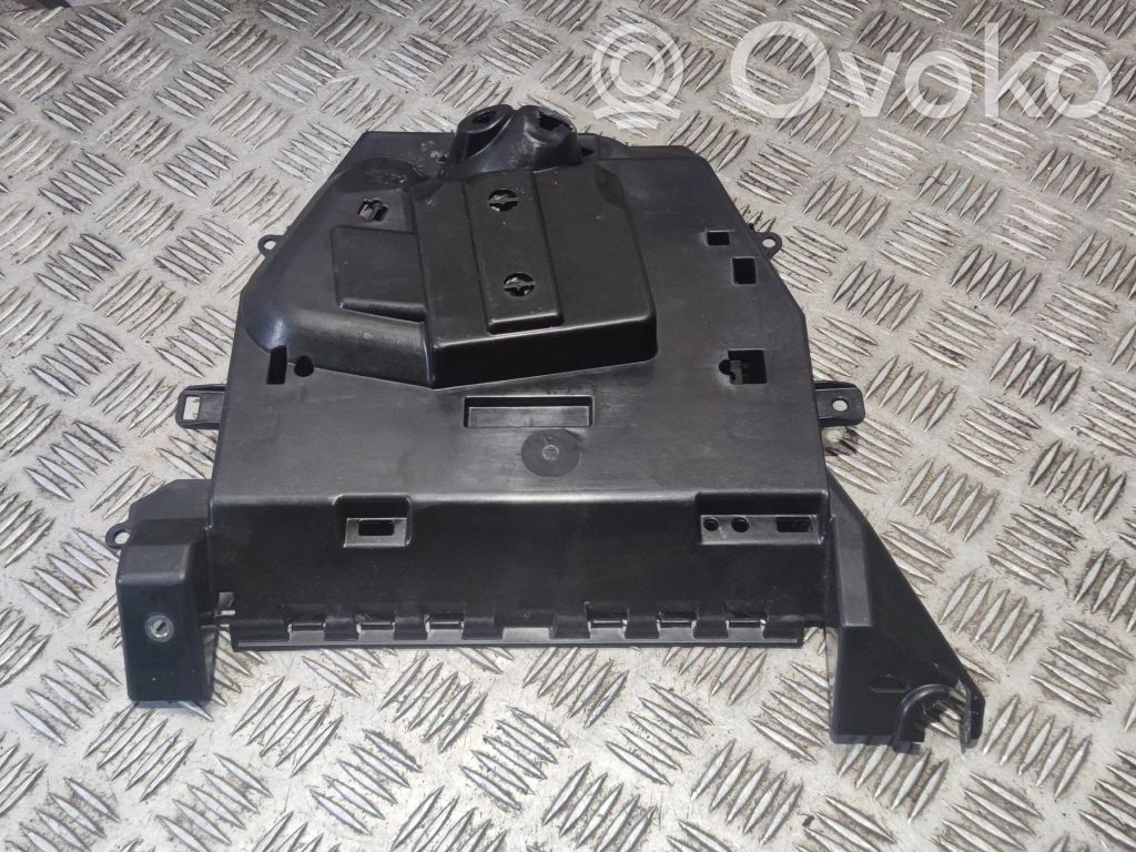 Volvo XC60 Other engine bay part 