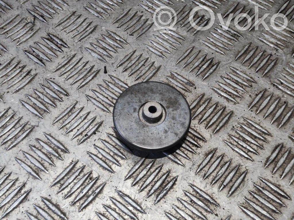 Volvo XC60 Engine mounting bracket 