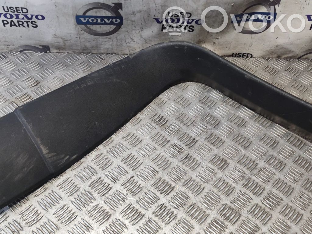 Volvo XC90 Tailgate trim 