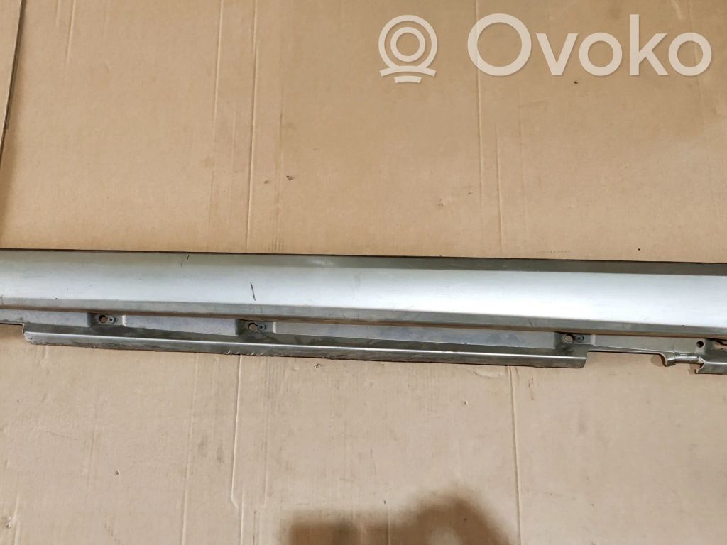 Volvo V60 Sill 