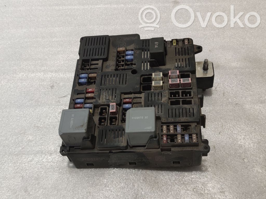 Fuse module   32359985