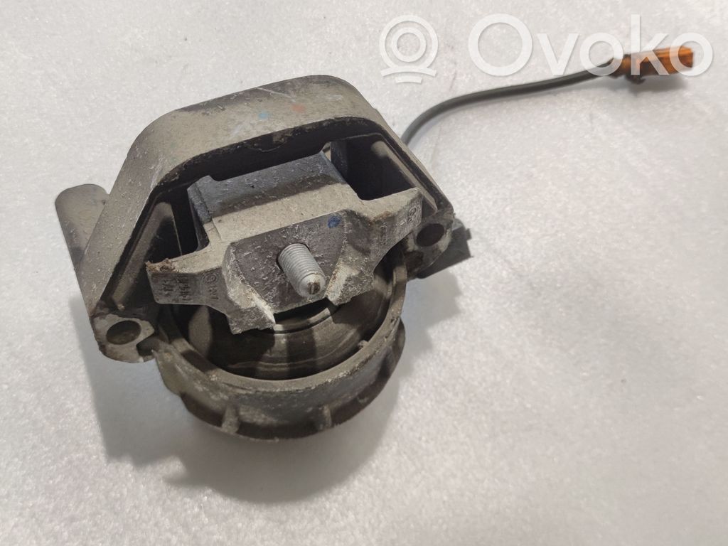 Audi A6 S6 C7 4G Engine mount bracket 