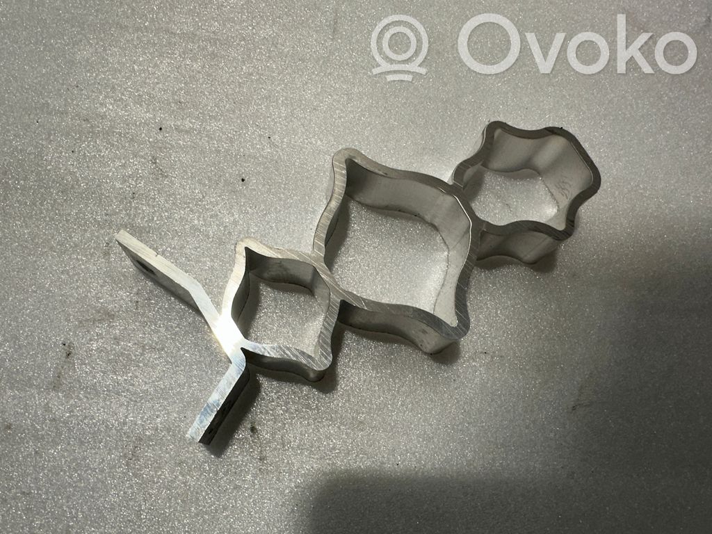 Base (soporte)   7P5880687A,7P5880687