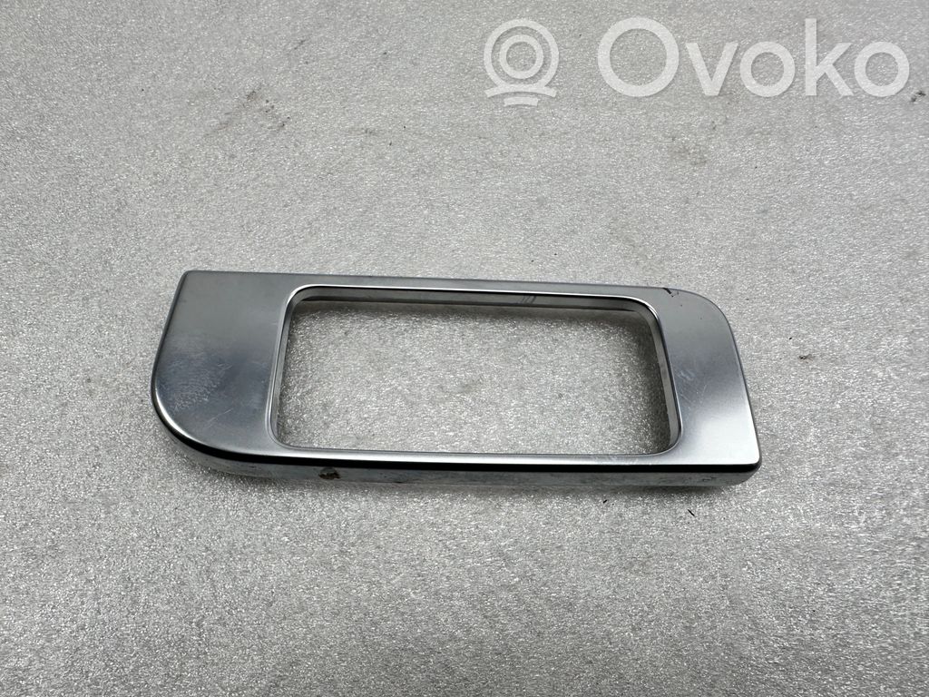 Audi A8 S8 D4 4H Ozdoba tunelu środkowego 