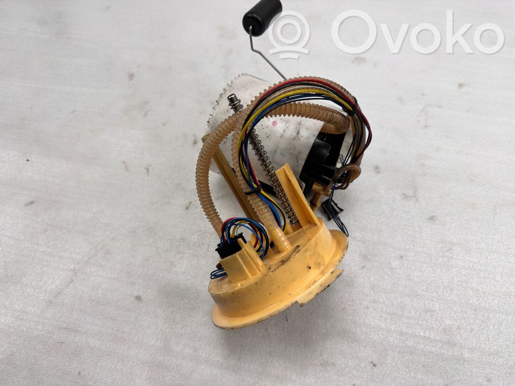 Volvo XC90 Bomba interna de combustible 