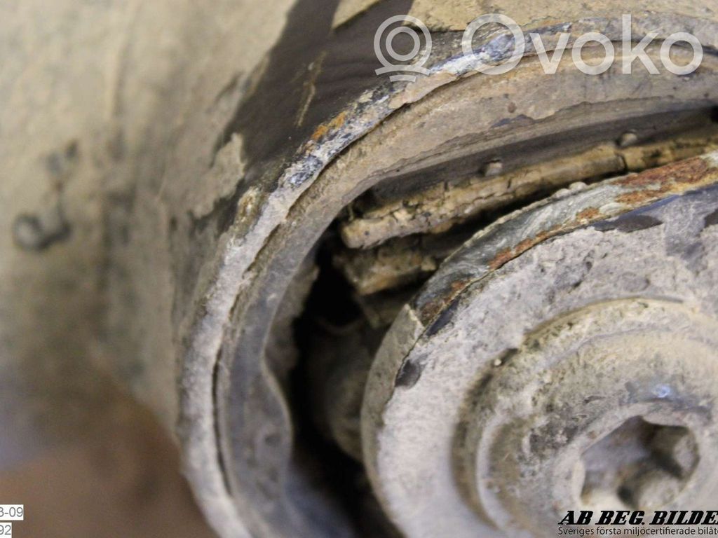 Rear control arm
