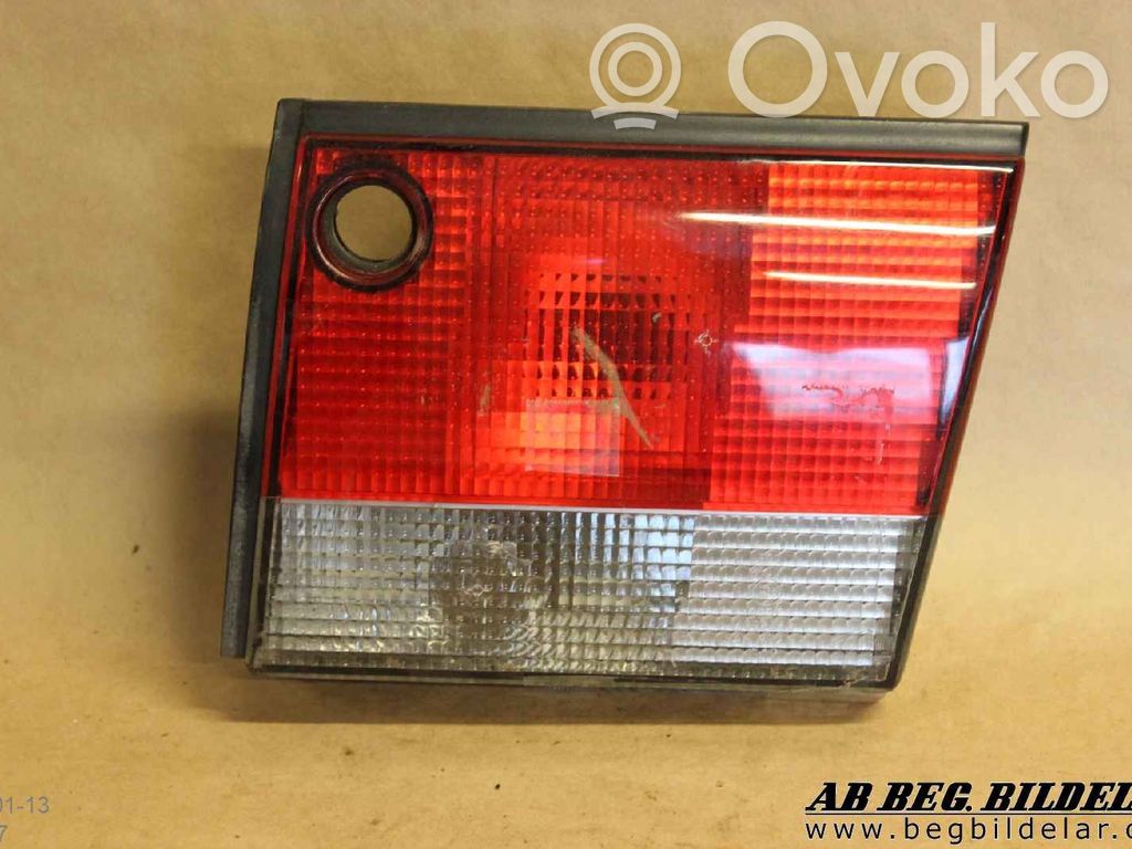 Tailgate rear/tail lights