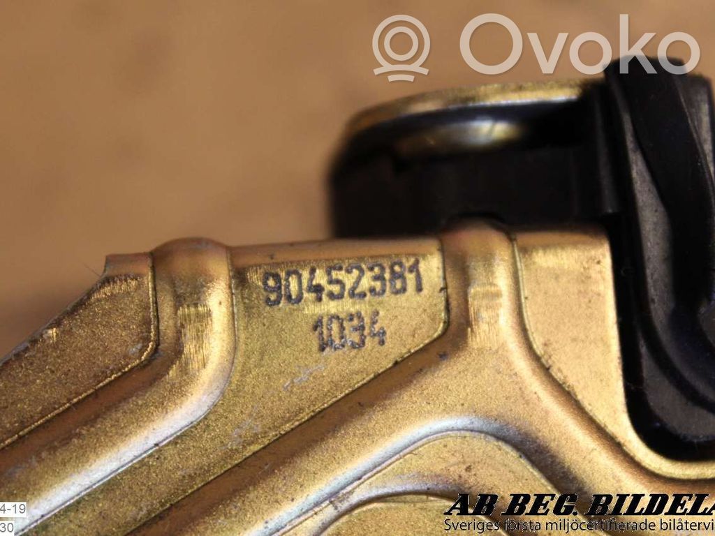 Opel Astra F Front door lock 