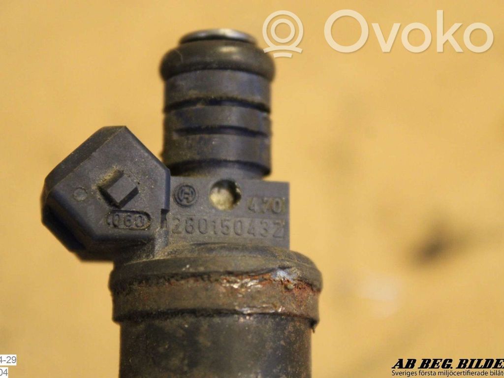 Saab 9000 CS Fuel injector 