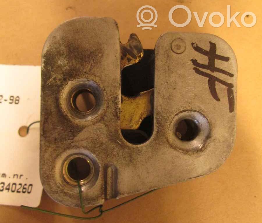 Saab 9000 CS Front door lock 
