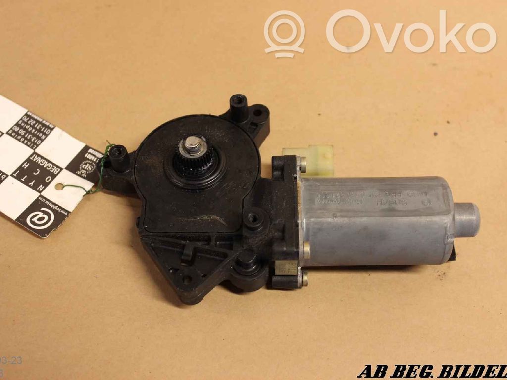 Saab 9-3 Ver1 Asa reguladora de la puerta trasera 