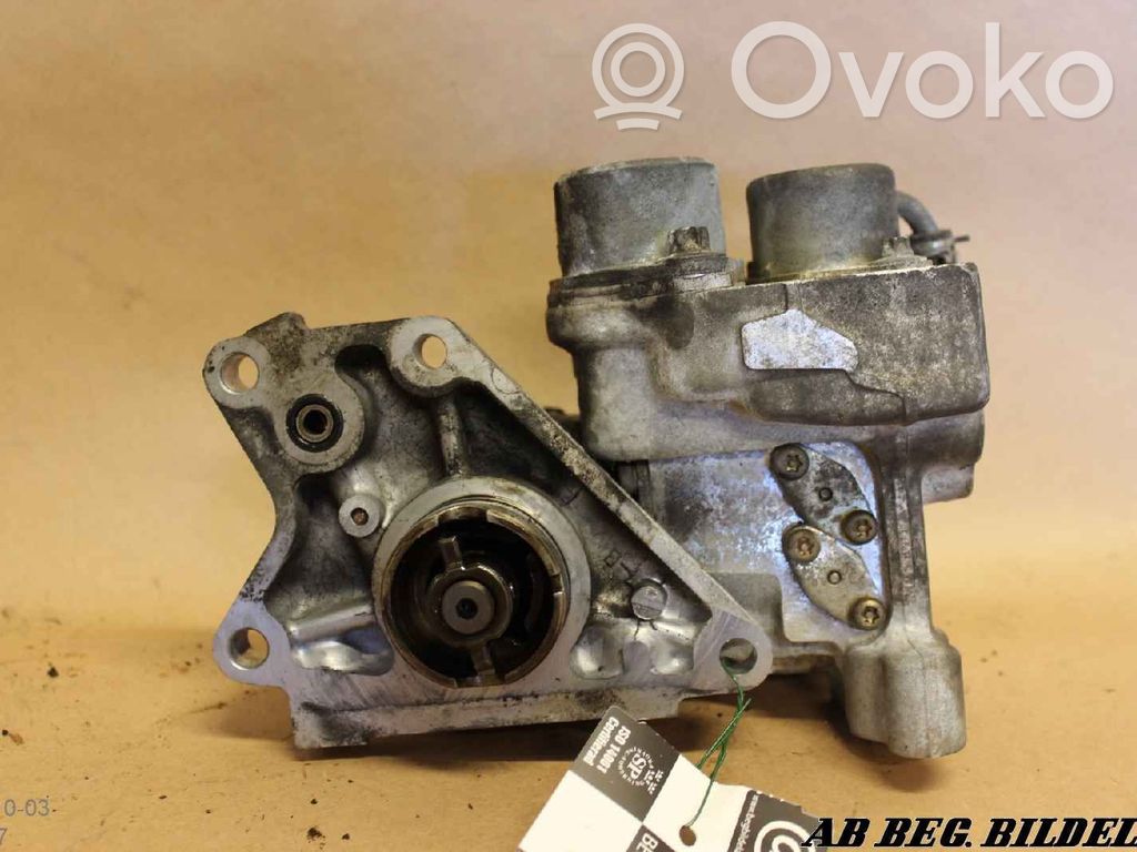 Volvo S40, V40 Mechaniczna pompa paliwa 