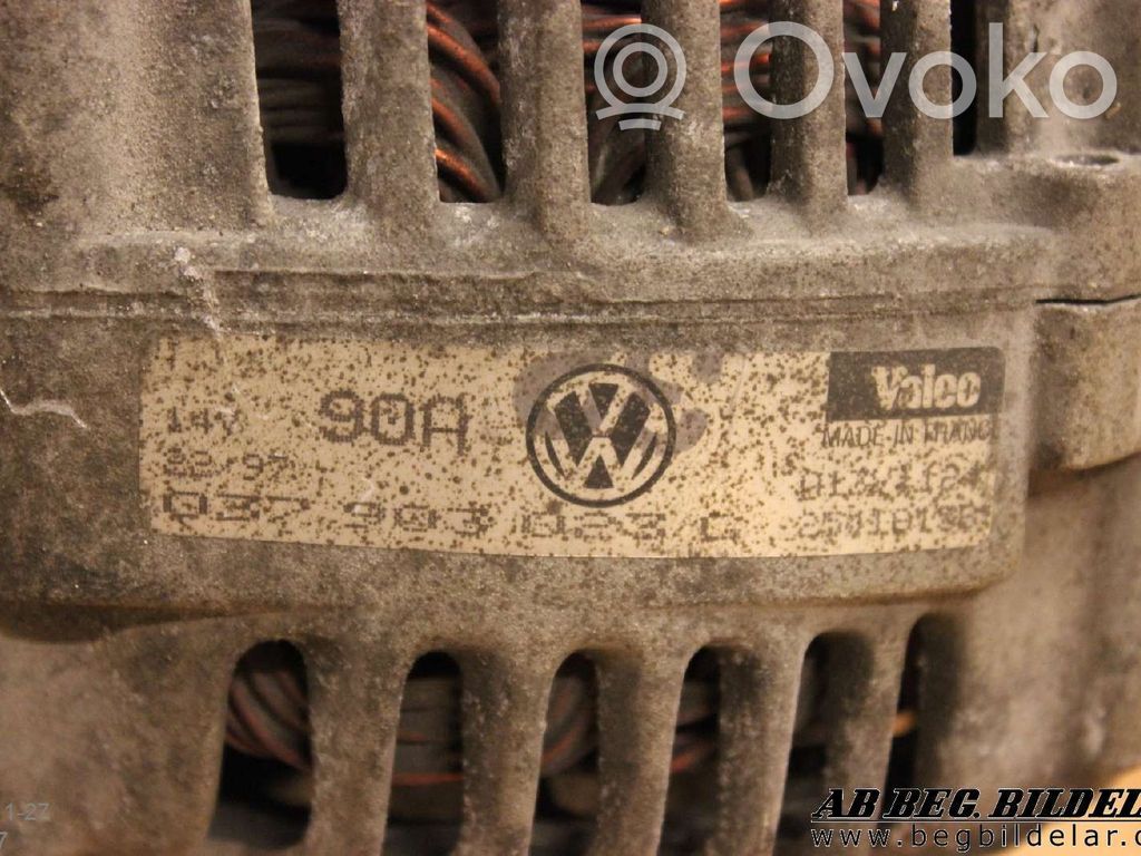 Volkswagen Golf III Generatorius 