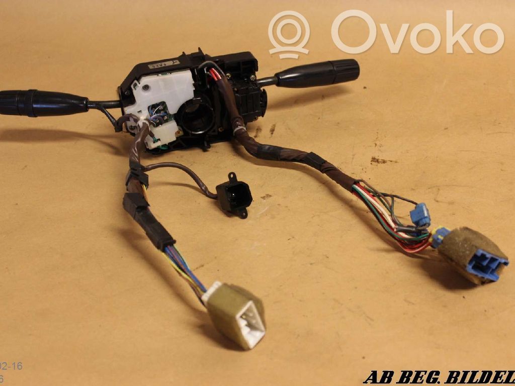 Mazda MX-3 Wiper turn signal indicator stalk/switch 