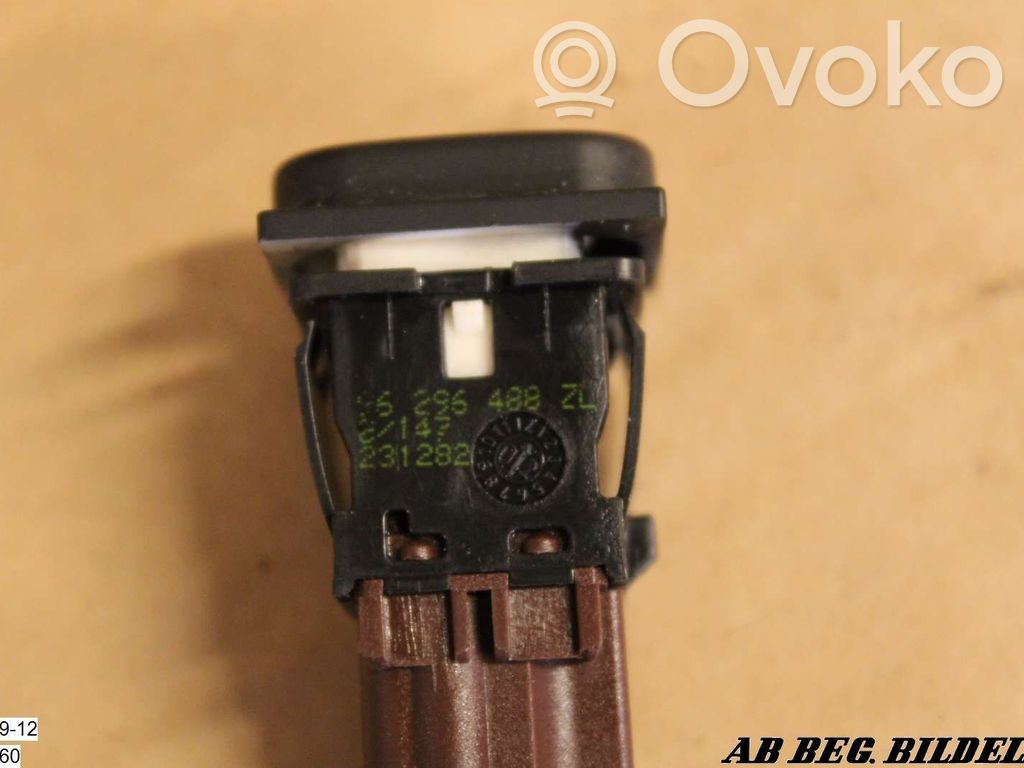 Central locking switch button   231282,96296488ZL