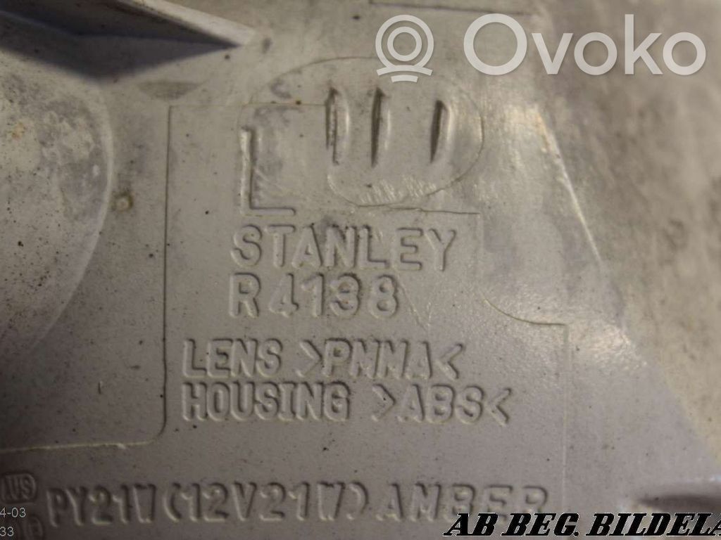 Front indicator light   R4138L