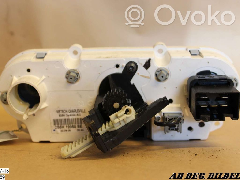 Ford Fiesta Climate control unit 