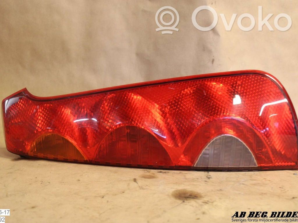 Nissan Note (E11) Rear/tail lights 