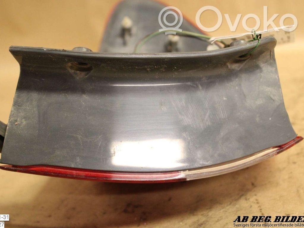 Rear/tail lights   22061922