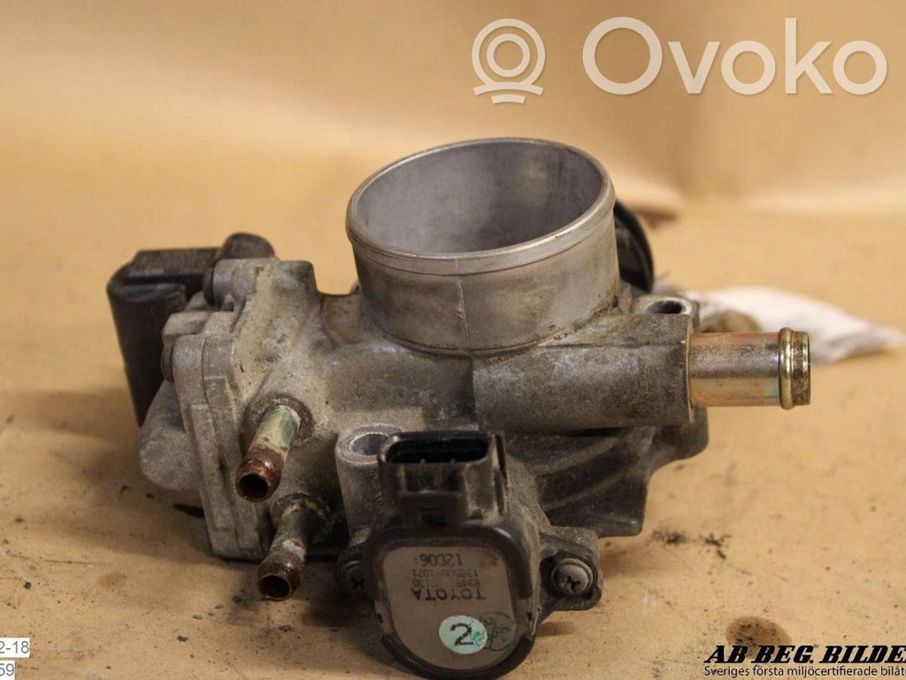 Toyota Corolla Verso E121 Throttle valve 