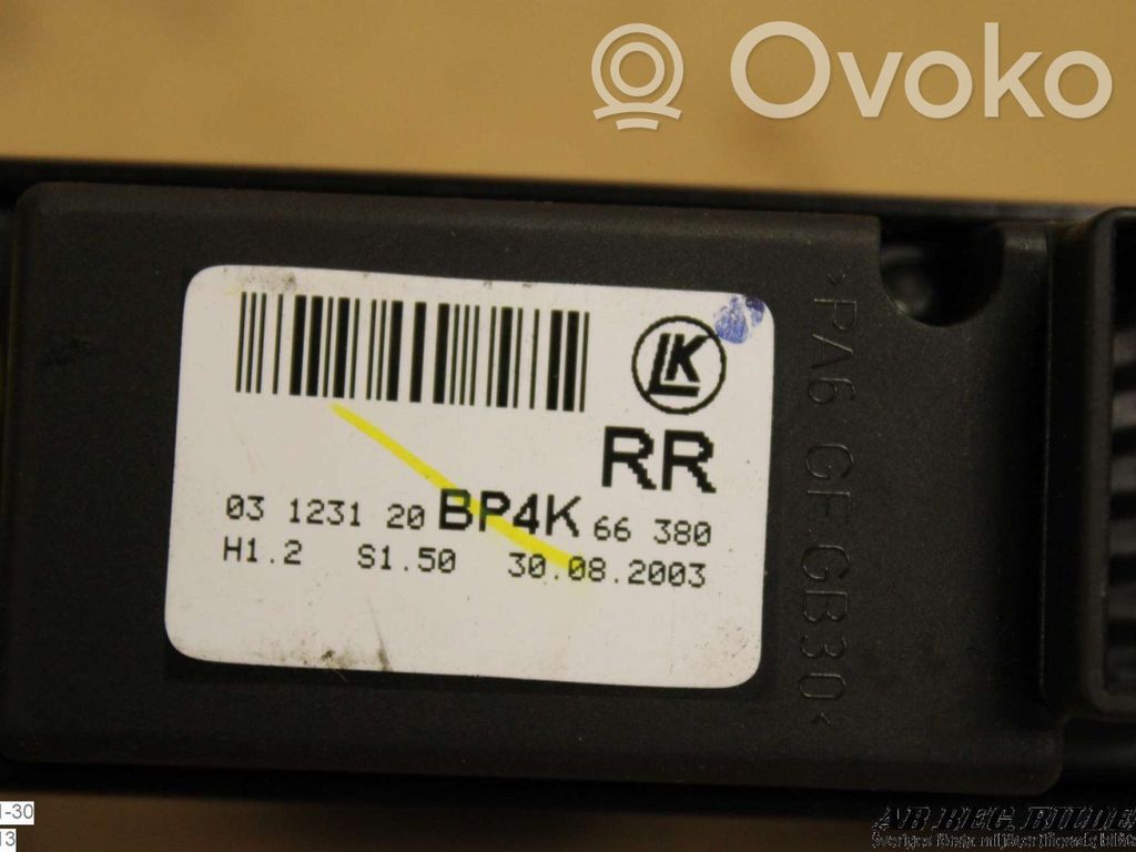 Mazda 3 I Electric window control switch 