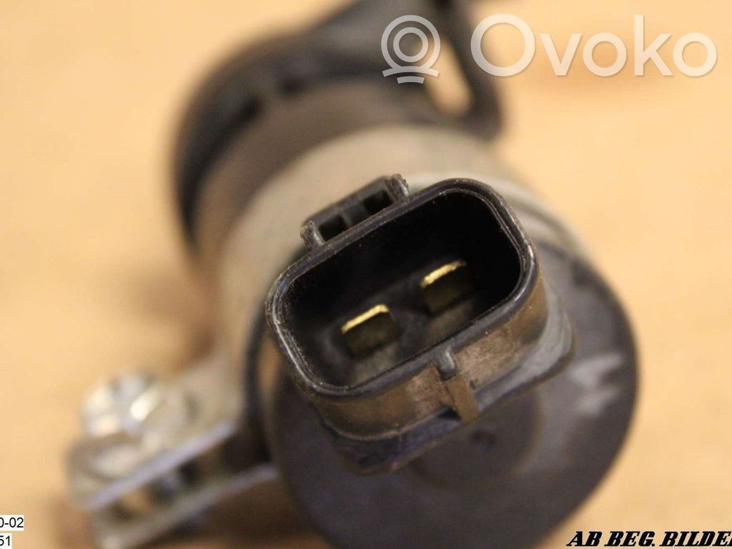 Mazda 3 I Headlight washer pump 