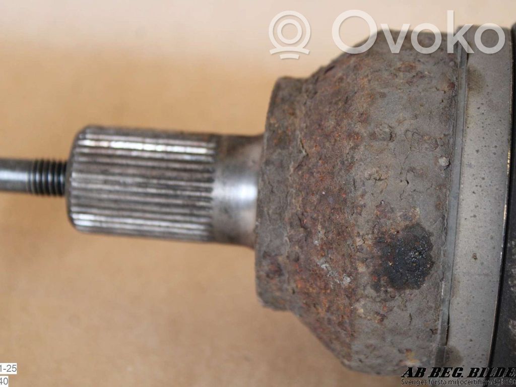 Volvo V50 Priekšējā pusass 